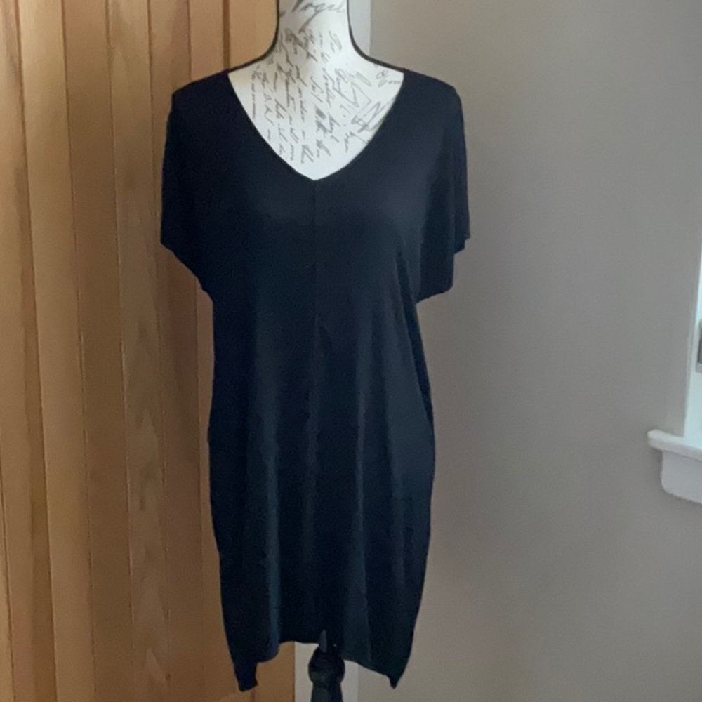 NWOT Beautiful Black Rayon Dress By Félicité. Size 2.